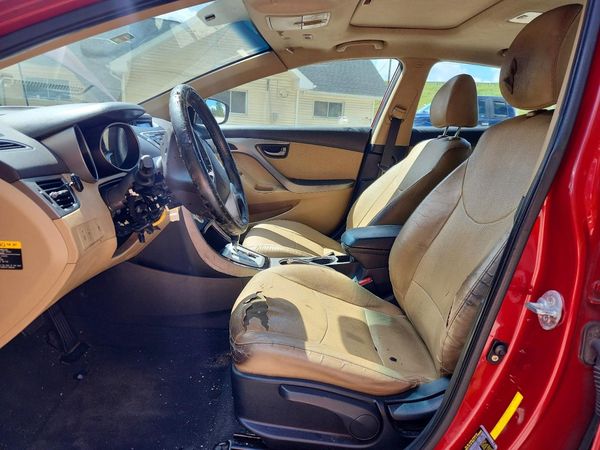 2012 HYUNDAI ELANTRA GLS(Middle grade)