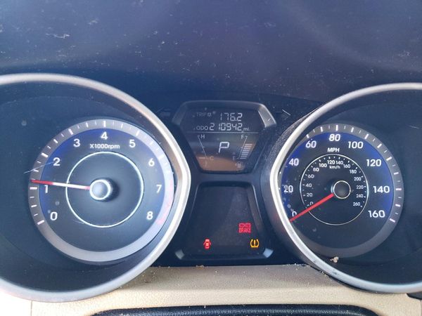 2012 HYUNDAI ELANTRA GLS(Middle grade)