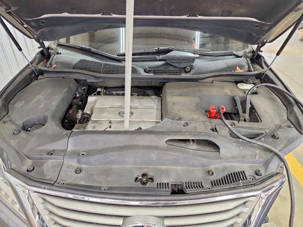 2014 LEXUS RX350 350 — Engine bay