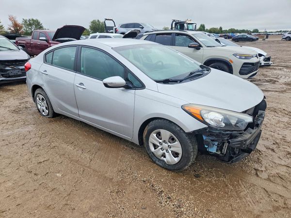 2015 KIA FORTE — Passenger 3/4