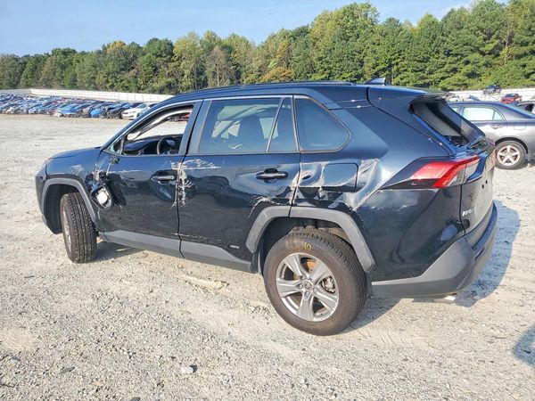 2022 TOYOTA RAV4 LE — DSRA