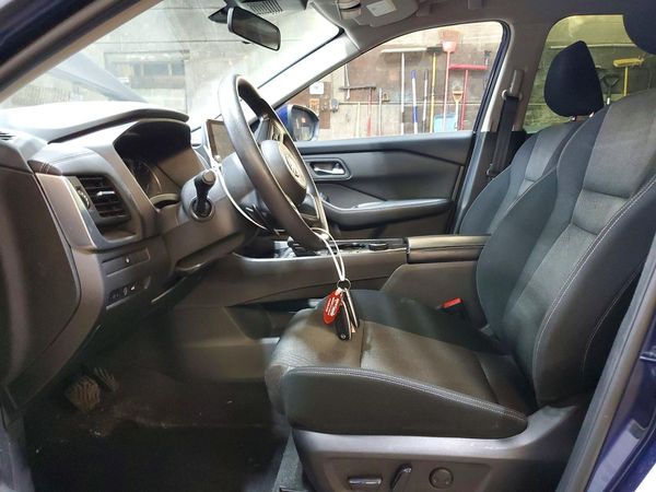2024 NISSAN ROGUE SV — DENT