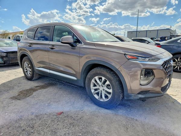 2019 HYUNDAI SANTA FE SE