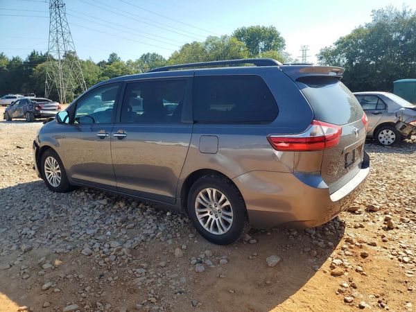 2017 TOYOTA SIENNA — DSRA