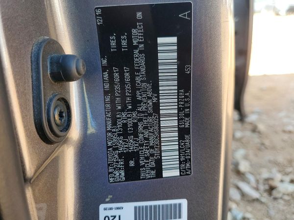 2017 TOYOTA SIENNA — VINS