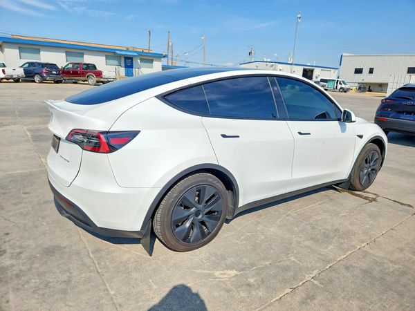 2024 TESLA MODEL Y — PSRA