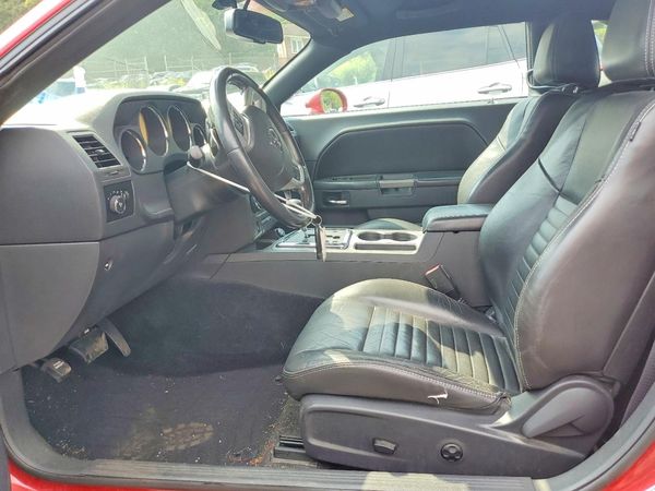 2013 DODGE CHALLENGER — DENT