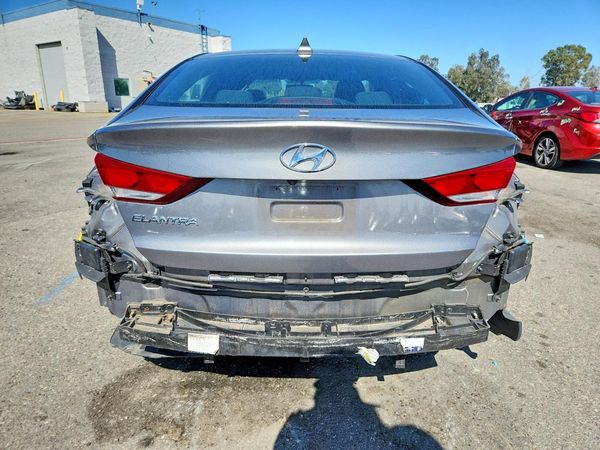 2018 HYUNDAI ELANTRA