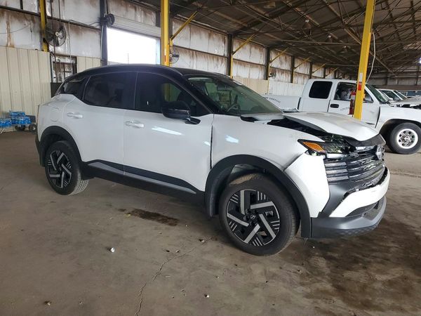 2026 NISSAN KICKS — Passenger 3/4