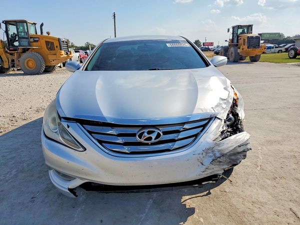 2013 HYUNDAI SONATA — DIRF