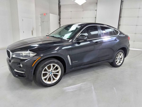 2016 BMW X6 xDrive35i — Front 3/4