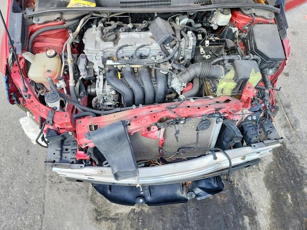 2021 TOYOTA COROLLA LE — Engine bay
