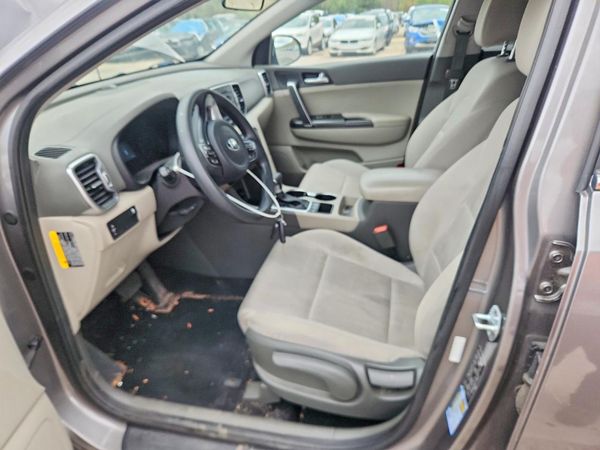 2017 KIA SPORTAGE LX