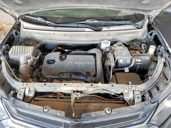 2018 CHEVROLET EQUINOX LS — Engine bay