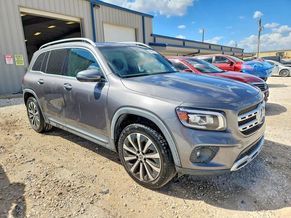 2021 MERCEDES-BENZ GLB-CLASS GLB250 — Passenger 3/4