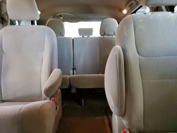 2015 TOYOTA SIENNA — SUVN