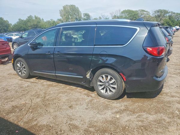 2019 CHRYSLER PACIFICA Touring L Plus