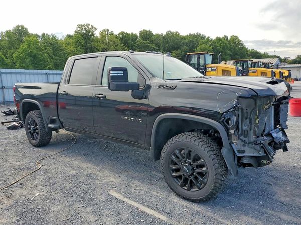 2025 CHEVROLET SILVERADO LT