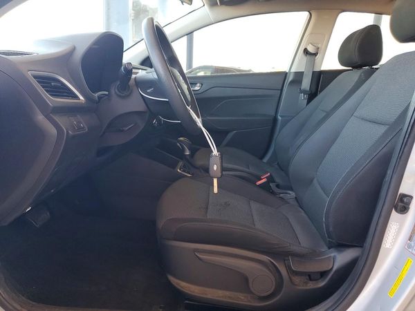 2020 HYUNDAI ACCENT SE and SEL