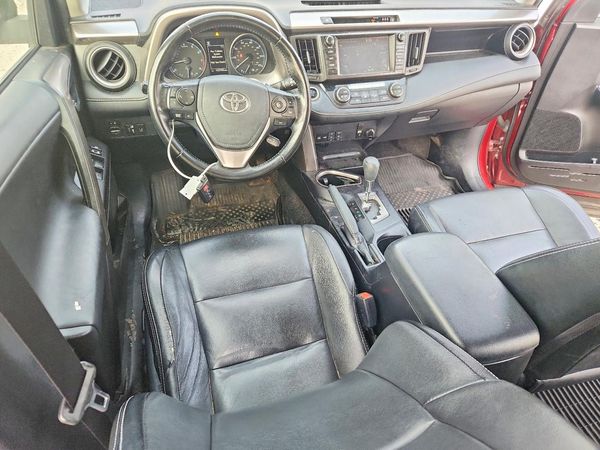 2018 TOYOTA RAV4 Adventure/XLE