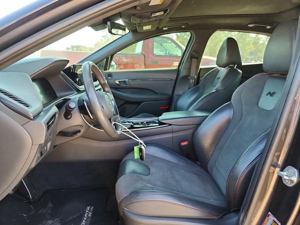 2021 HYUNDAI SONATA — DENT