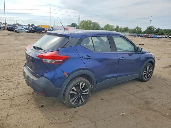 2020 NISSAN KICKS