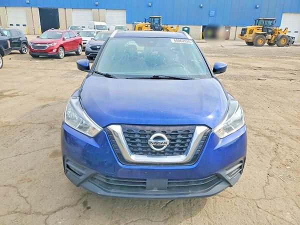 2020 NISSAN KICKS