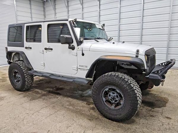 2014 JEEP WRANGLER Sport — Passenger 3/4