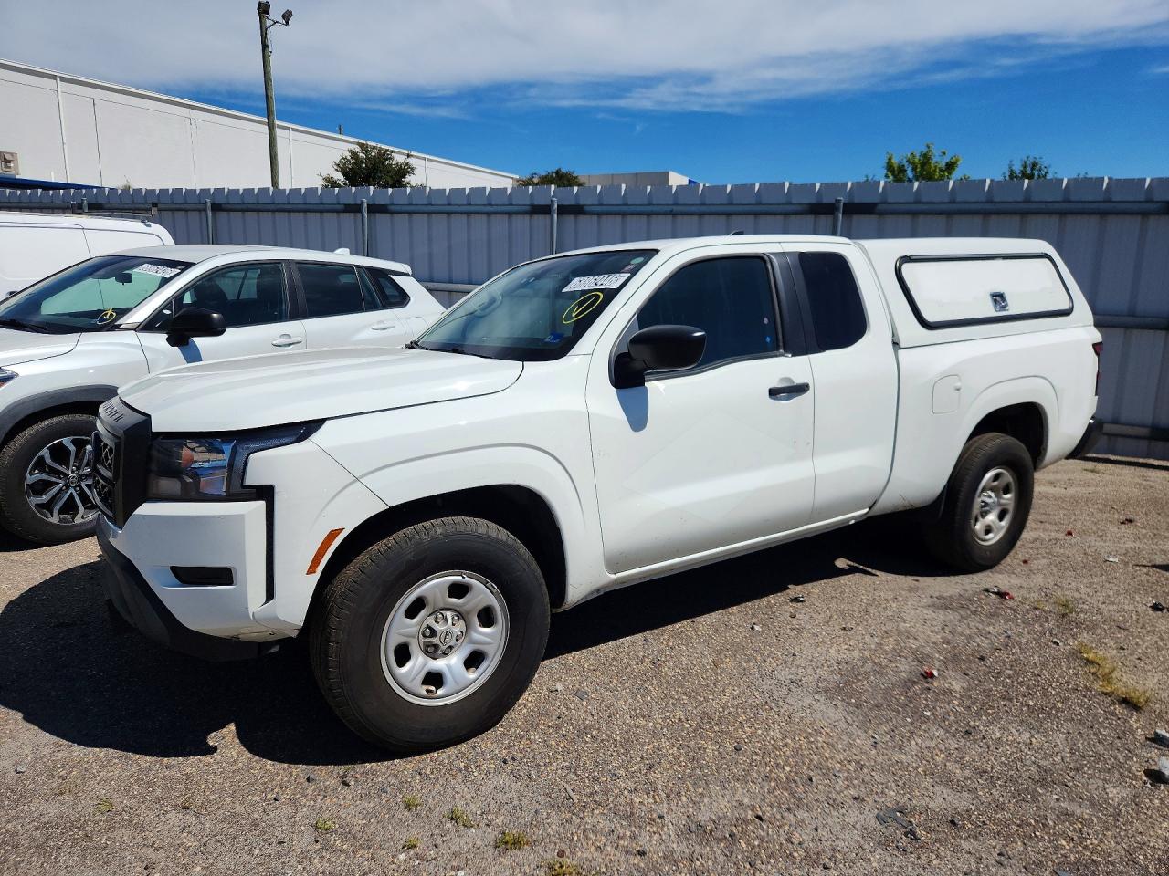 2024 NISSAN FRONTIER — Front 3/4