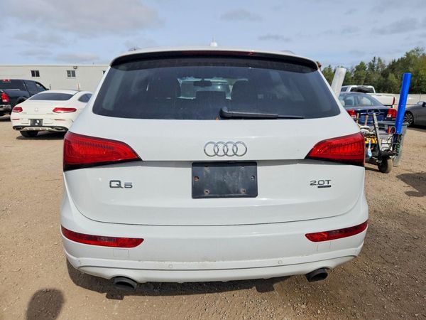 2013 AUDI Q5 Premium Plus — DIRR