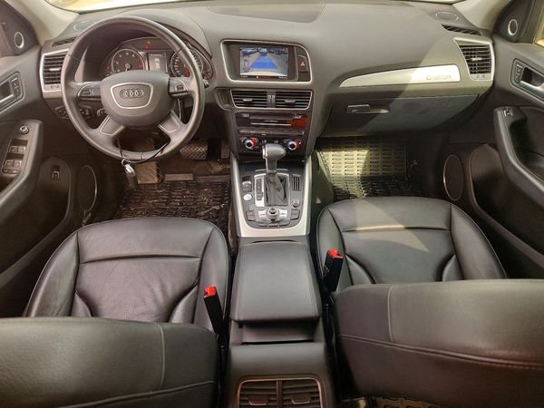2013 AUDI Q5 Premium Plus — CKPT