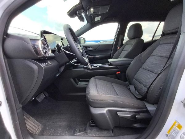 2026 CHEVROLET EQUINOX 2LT — DENT