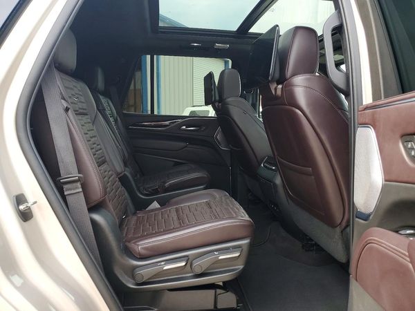 2022 CADILLAC ESCALADE