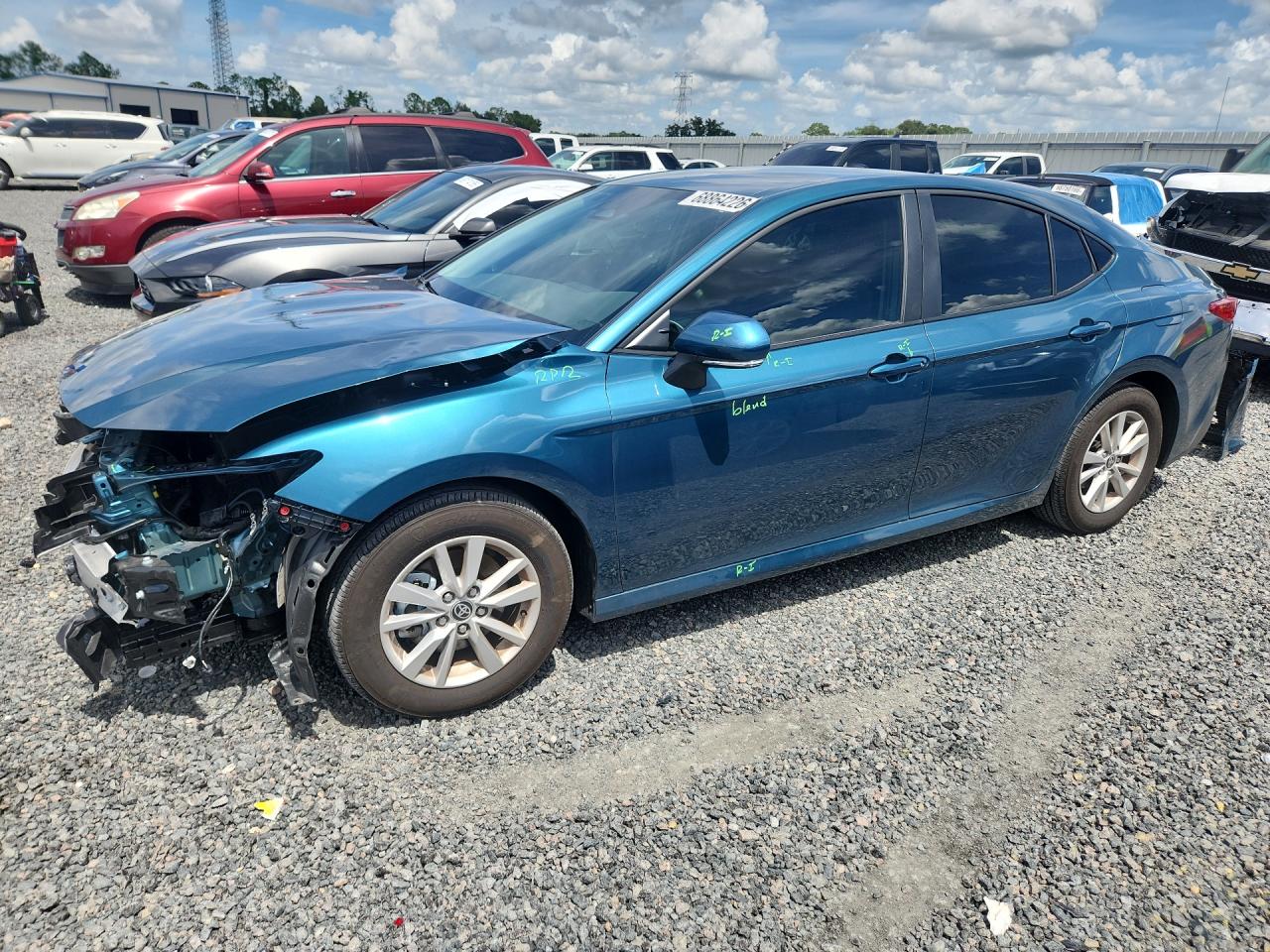 2025 TOYOTA CAMRY