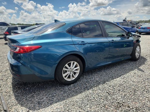 2025 TOYOTA CAMRY
