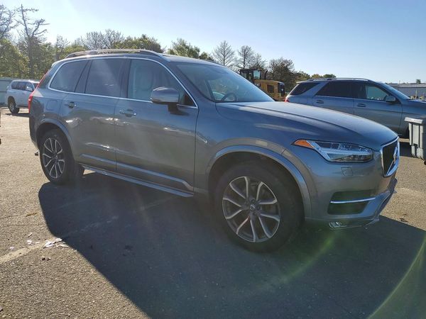 2017 VOLVO XC90 — Passenger 3/4