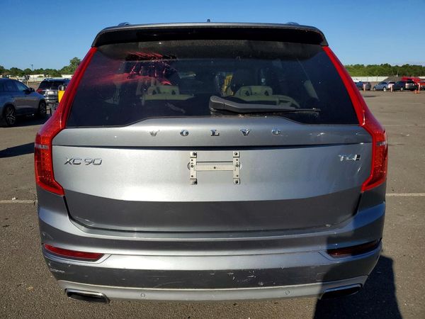 2017 VOLVO XC90 — DIRR