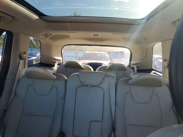 2017 VOLVO XC90 — SUVN