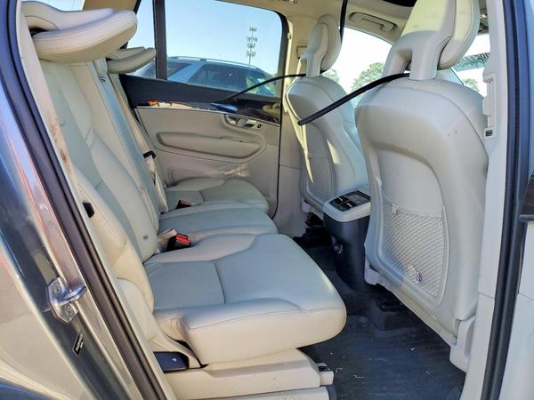 2017 VOLVO XC90 — PSRS