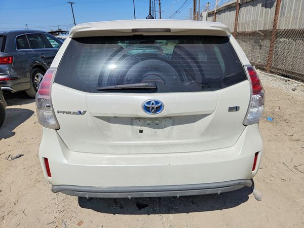 2016 TOYOTA PRIUS — DIRR