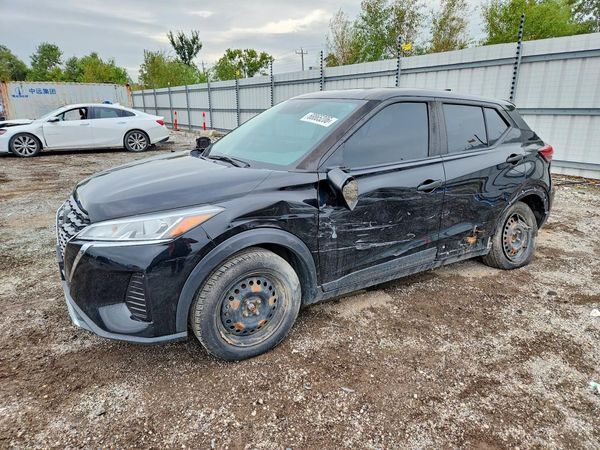 2021 NISSAN KICKS S — Front 3/4