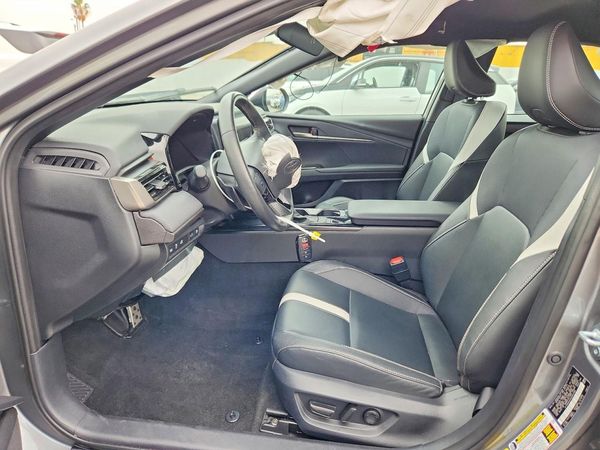 2025 TOYOTA CAMRY — DENT