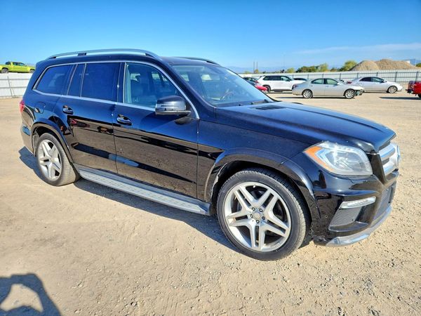 2015 MERCEDES-BENZ GL GL550 4MATIC