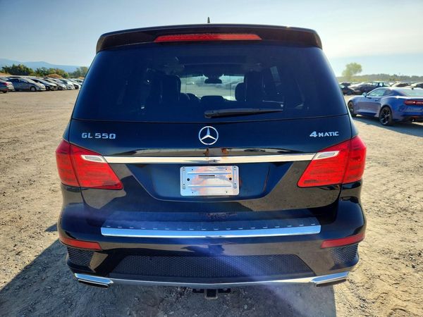 2015 MERCEDES-BENZ GL GL550 4MATIC