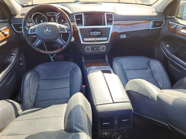 2015 MERCEDES-BENZ GL GL550 4MATIC