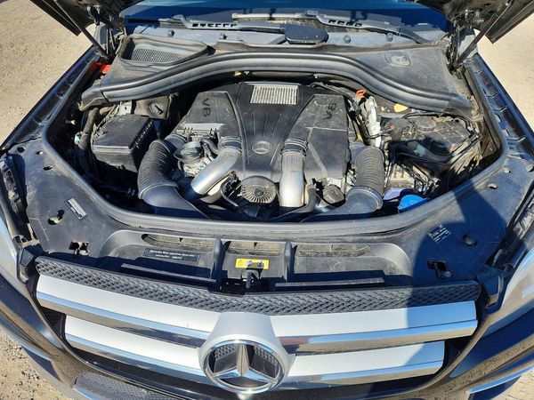 2015 MERCEDES-BENZ GL GL550 4MATIC