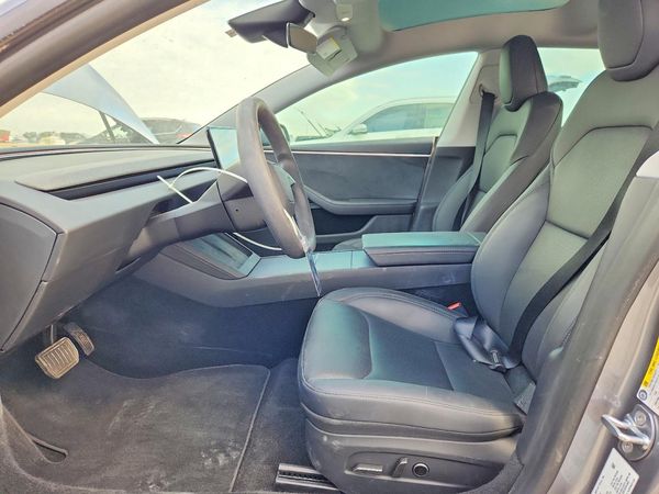 2025 TESLA MODEL 3 — DENT