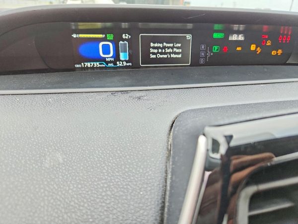 2019 TOYOTA PRIUS L/LE/XLE/LTD.