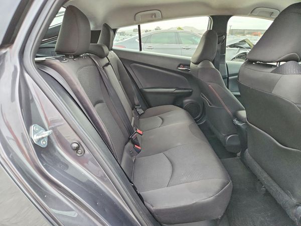 2019 TOYOTA PRIUS L/LE/XLE/LTD.