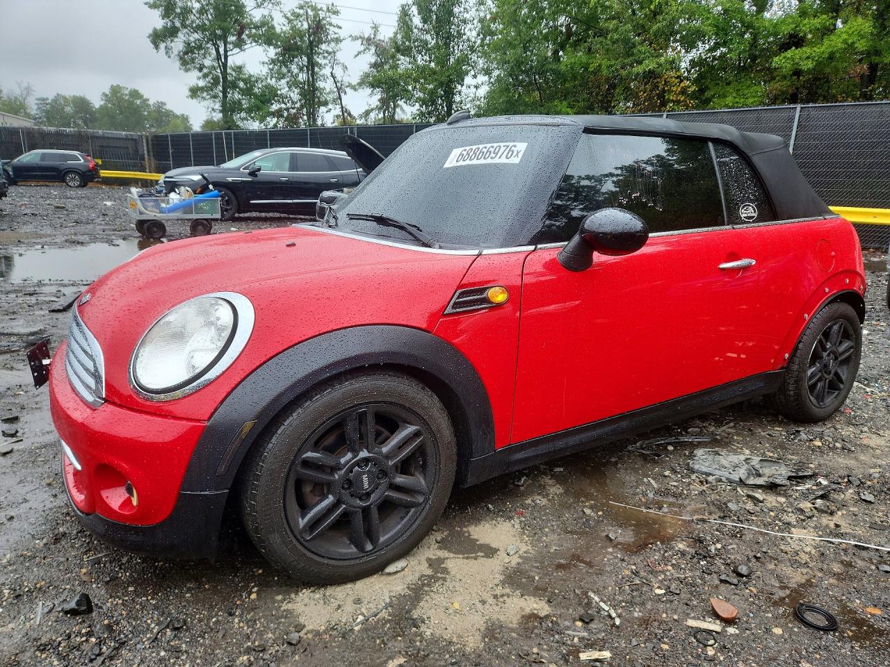 2014 MINI COOPER — Front 3/4